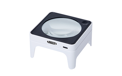 Magnifier With Illumination