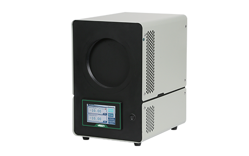 Surface Source Blackbody Radiation Sources (Low Temperature Type)